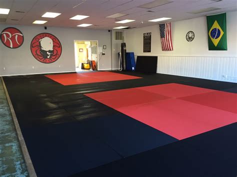 kcbjj reviews  Gracie Barra on 135th near 69hwy is great